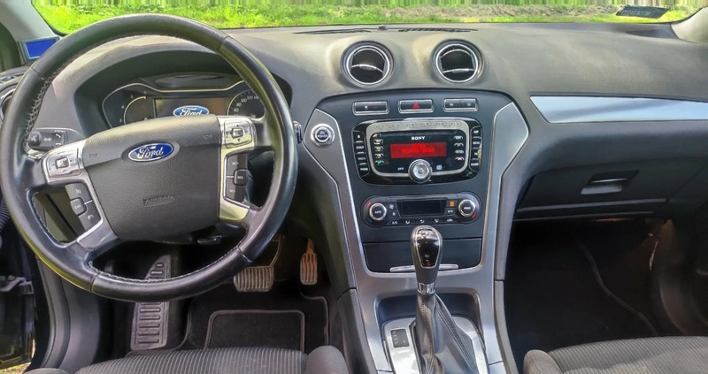 Ford Mondeo cena 28500 przebieg: 240000, rok produkcji 2011 z Sośnicowice małe 154